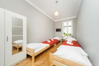 Апартаменты Wawel Apartments - Jewish District Краков Апартаменты с 3 спальнями и 2 ванными комнатами - Dietla St.-1