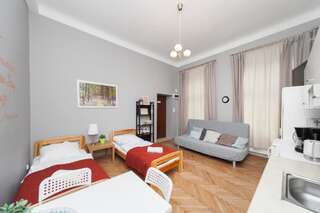 Апартаменты Wawel Apartments - Jewish District Краков Апартаменты-студио - Dietla St.-1